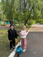 Воспитанники Доу посадили дерево Воспитанники Доу посадили дерево.